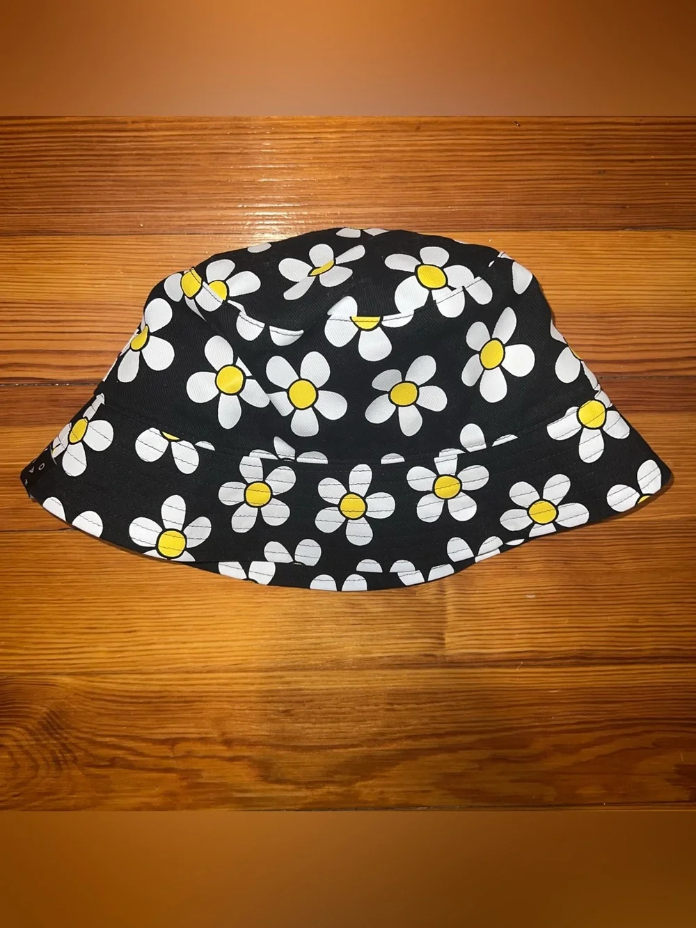 LAZY OAF Pushin’ Daisies Bucket Hat